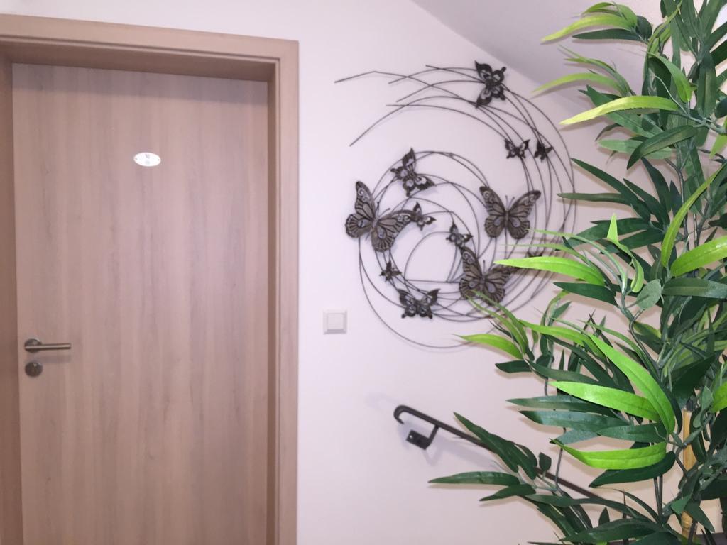 Hotel Zur Dorfschaenke Klotten Extérieur photo