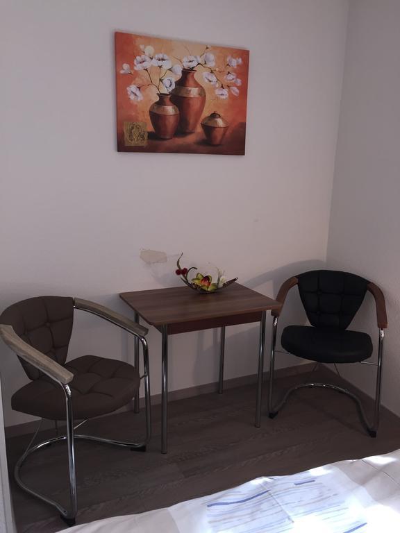 Hotel Zur Dorfschaenke Klotten Extérieur photo
