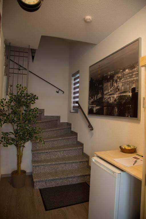 Hotel Zur Dorfschaenke Klotten Extérieur photo