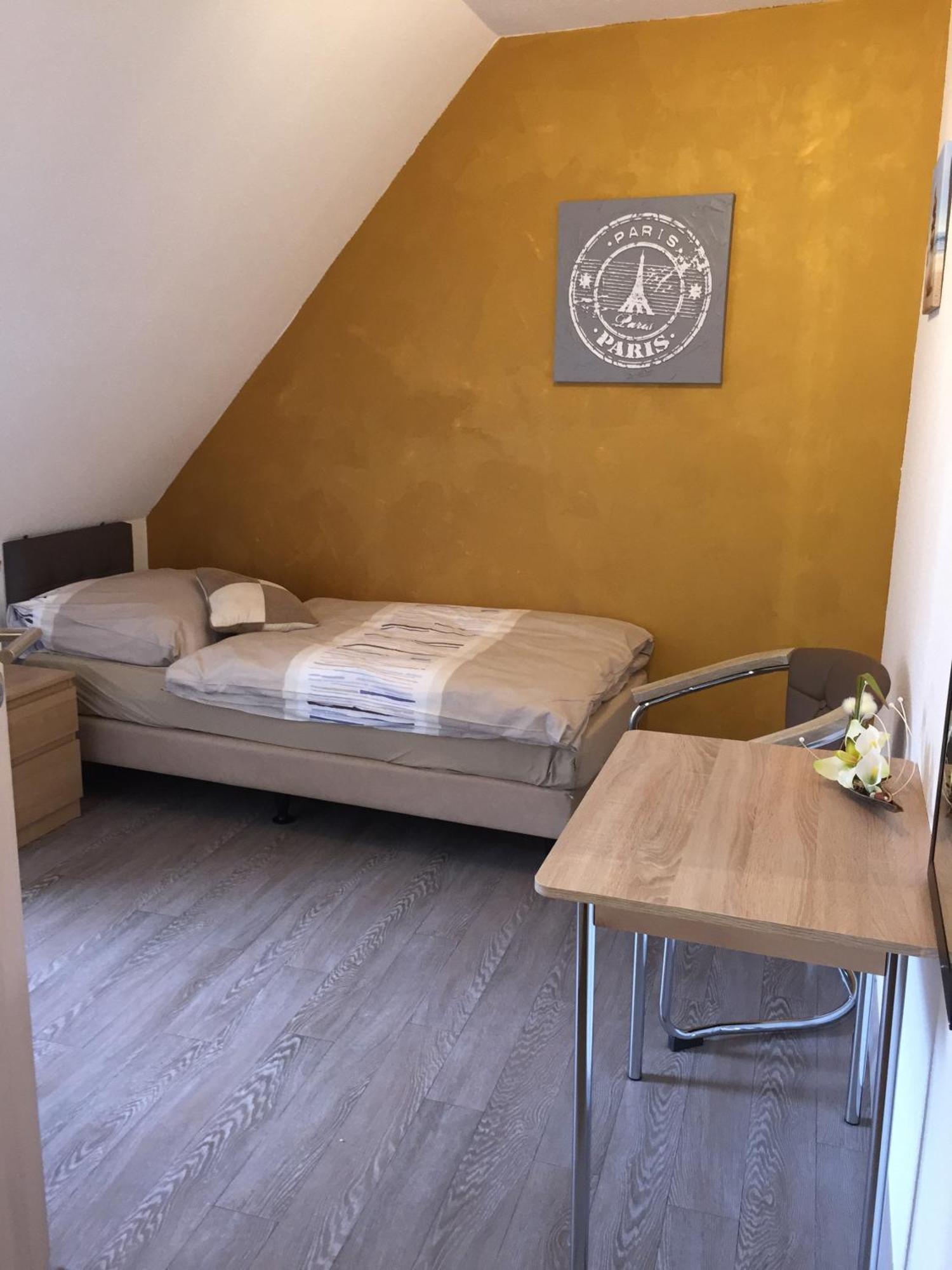 Hotel Zur Dorfschaenke Klotten Chambre photo