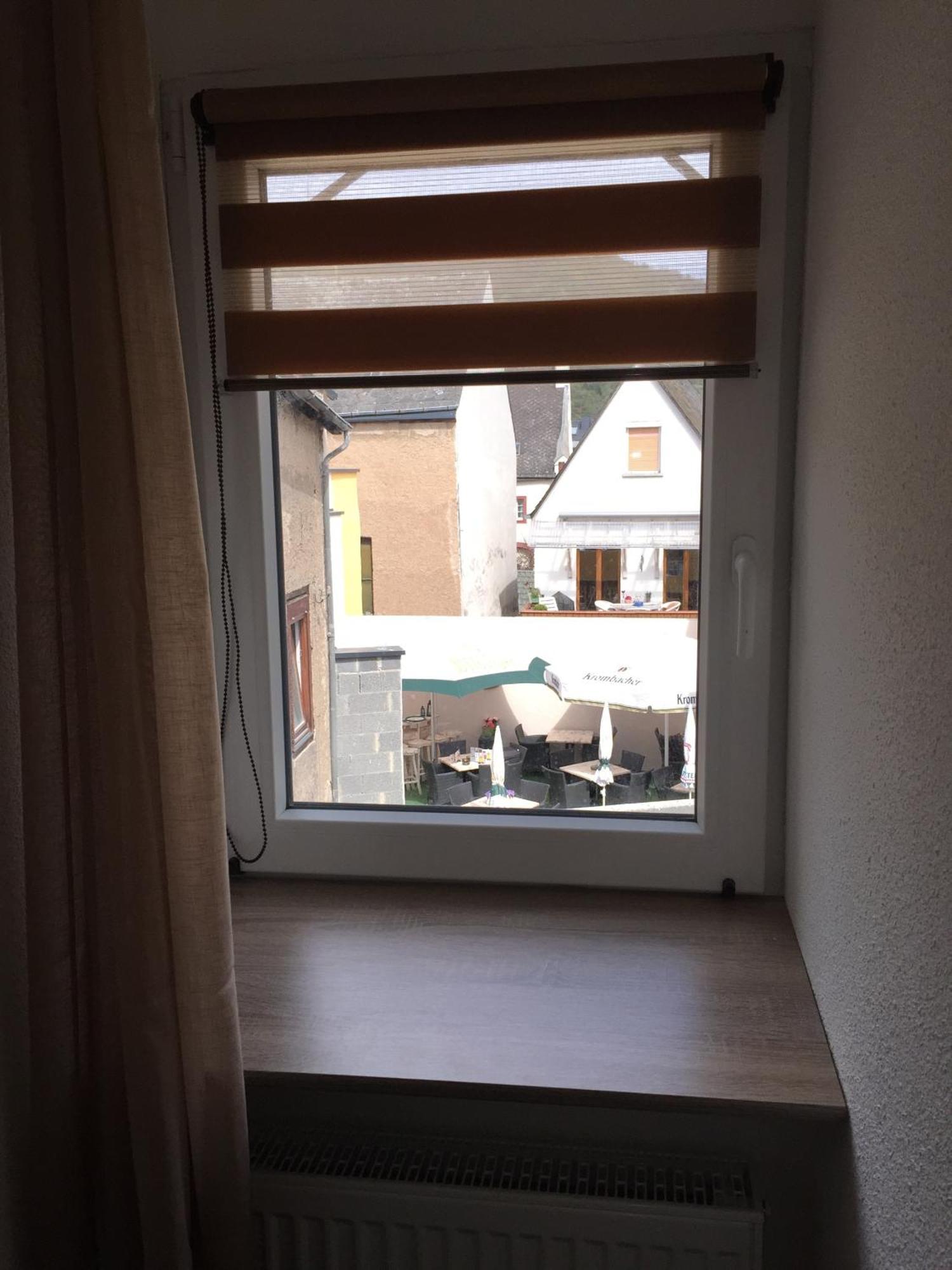 Hotel Zur Dorfschaenke Klotten Chambre photo