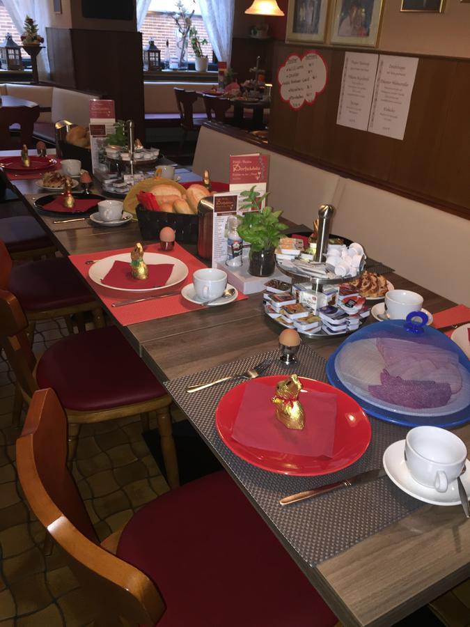 Hotel Zur Dorfschaenke Klotten Extérieur photo